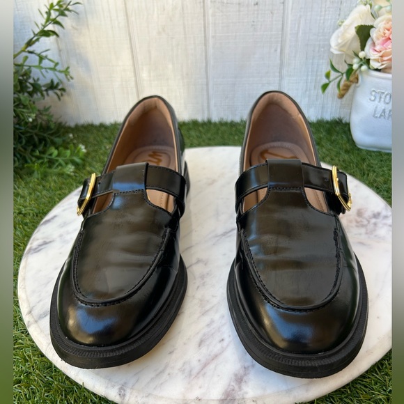 Sam Edelman
Elaina T-Strap Buckle Loafer Black Leather women Sz 8.5 gently used - Picture 14 of 16
